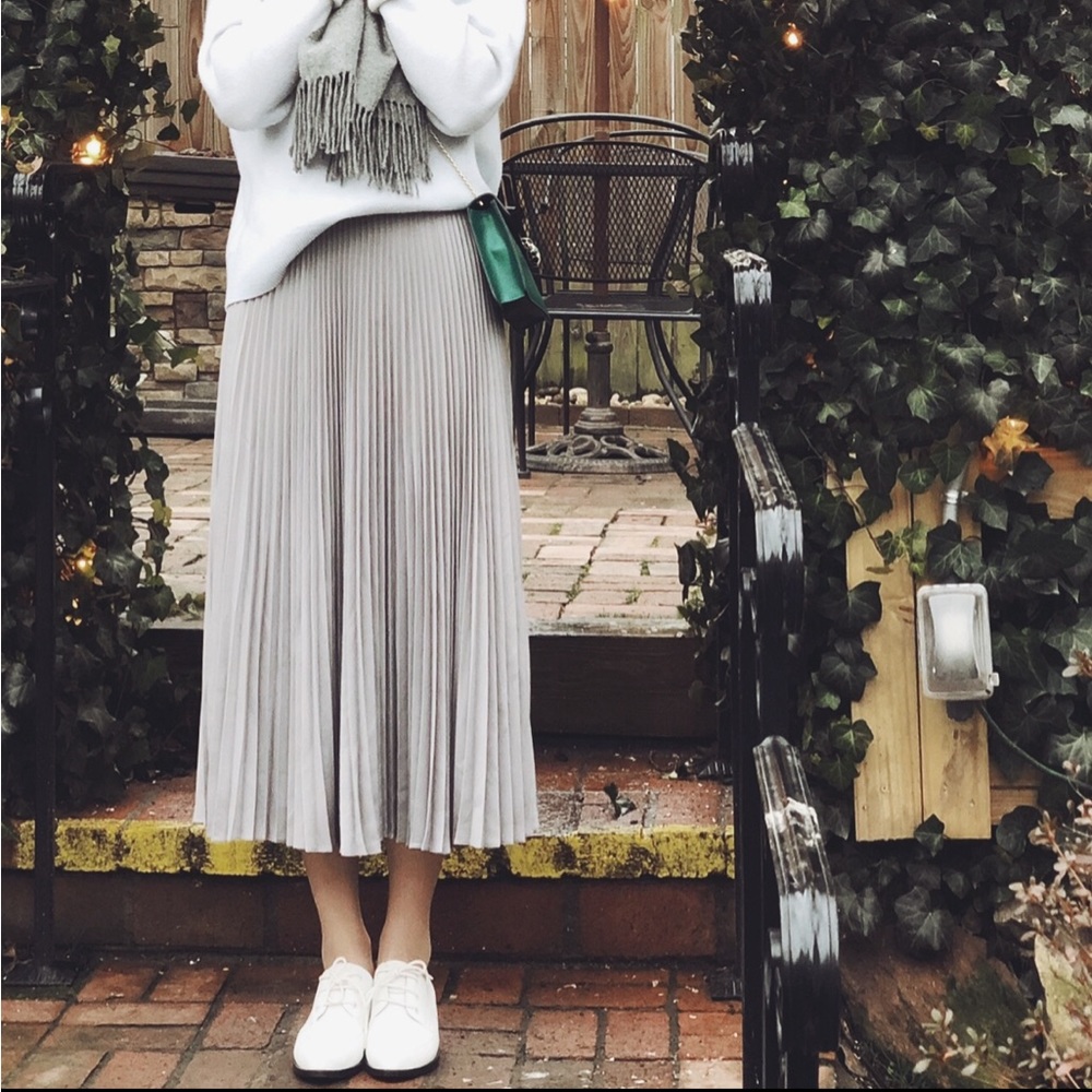 Club Monaco Pleated Midi Skirt, 00